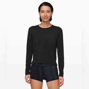NWOT Lululemon Train to Be Long Sleeve